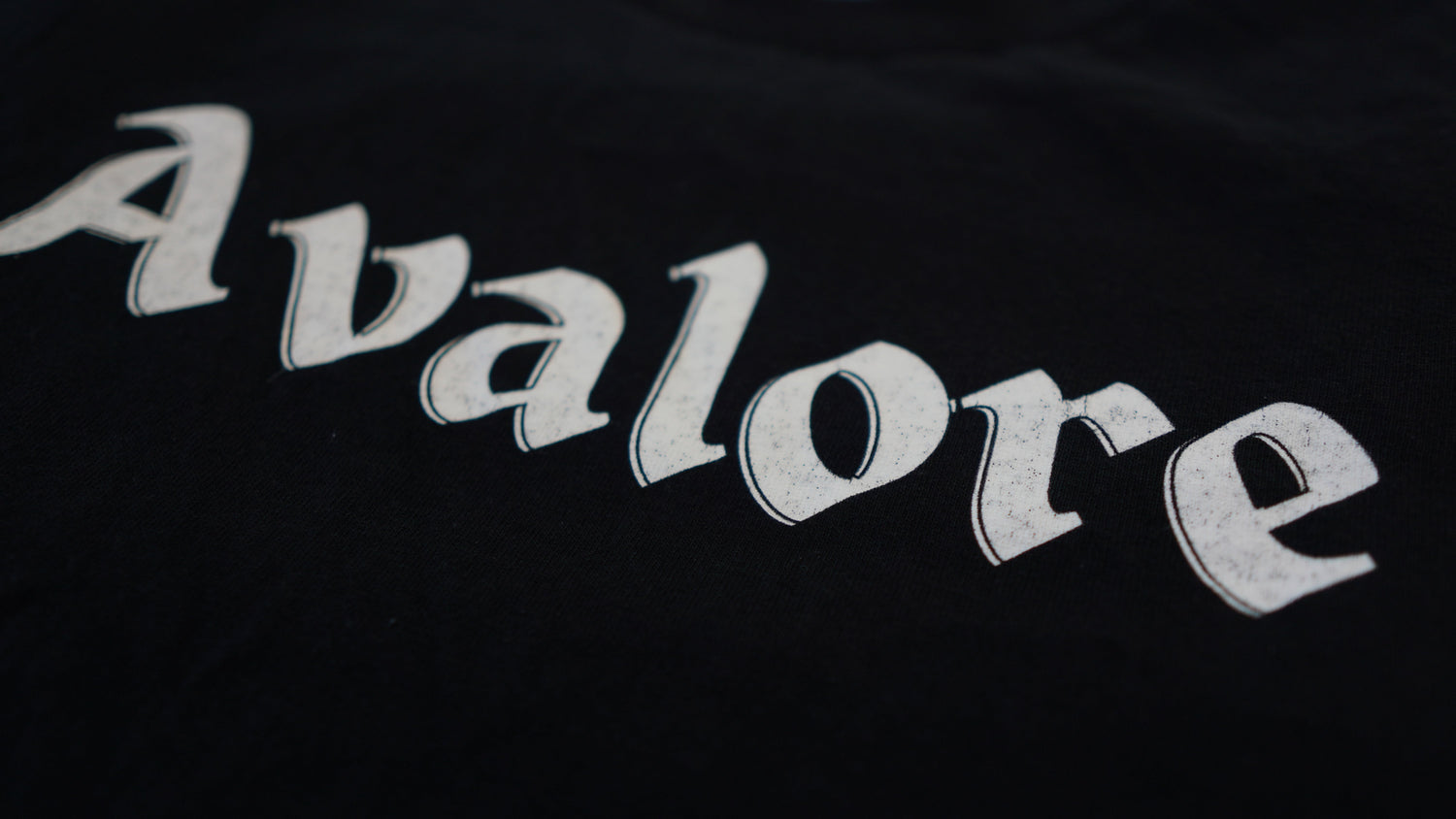 Graphic T's